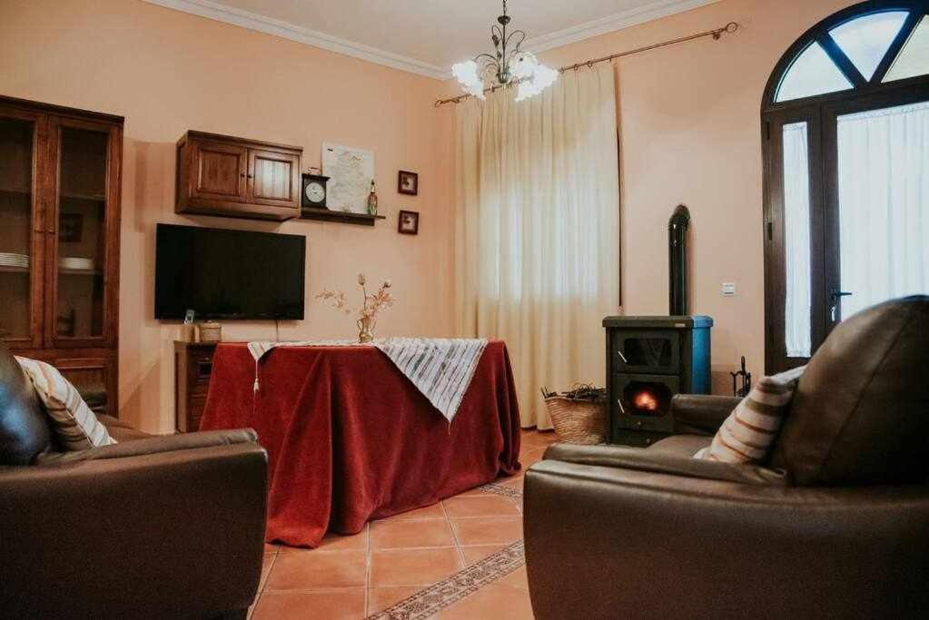 Casa Rural Con Jacuzzi, Sauna, Barbacoa Y Barra Кабеса-ла-Вака Экстерьер фото